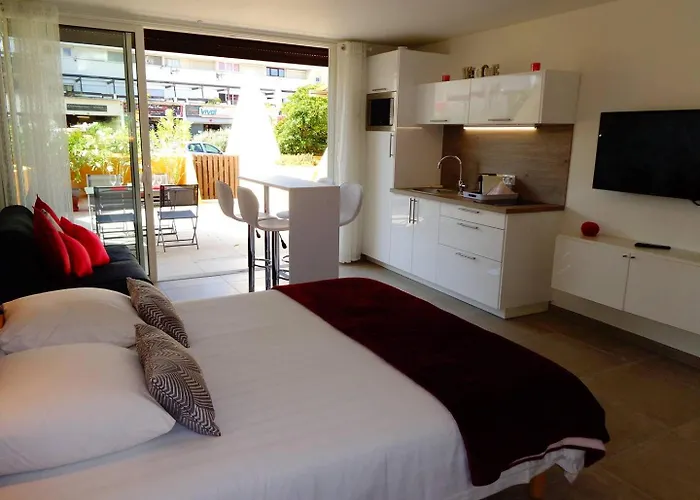 Gentleman - Heliopolis D 84 - Luxe - 2 Personnes * Agde